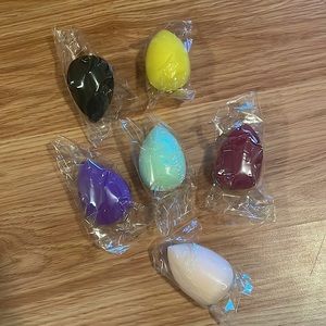 Lot Of 6 Makeup Sponges